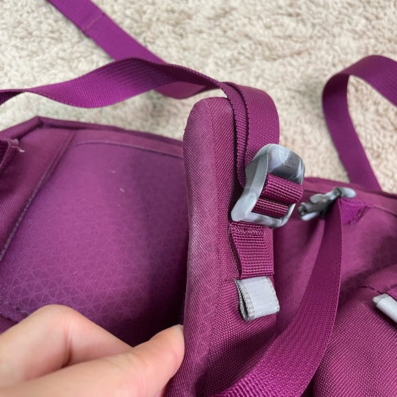 The North Face Women's Jester Luxe Backpack - Picture 7 of 8